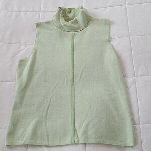Mint Sleeveless Top L